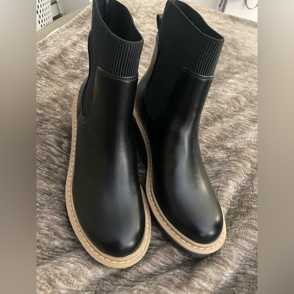 Womens IDIFU Platform Leather Boots Size 7